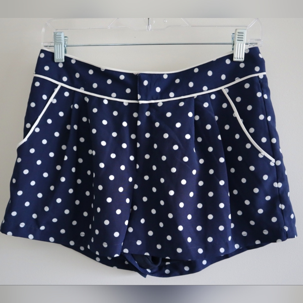 New polka dot shorts navy blue white sz M retro